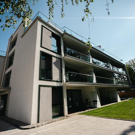 שיופוק Villa Bauhaus Wellness Apartman 102 מראה חיצוני תמונה