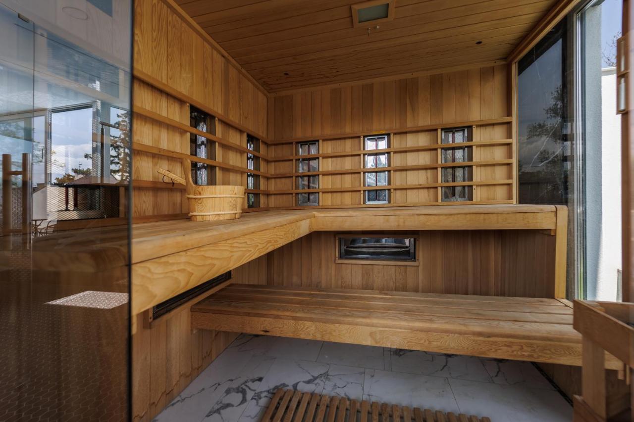 שיופוק Villa Bauhaus Wellness Apartman 102 מראה חיצוני תמונה