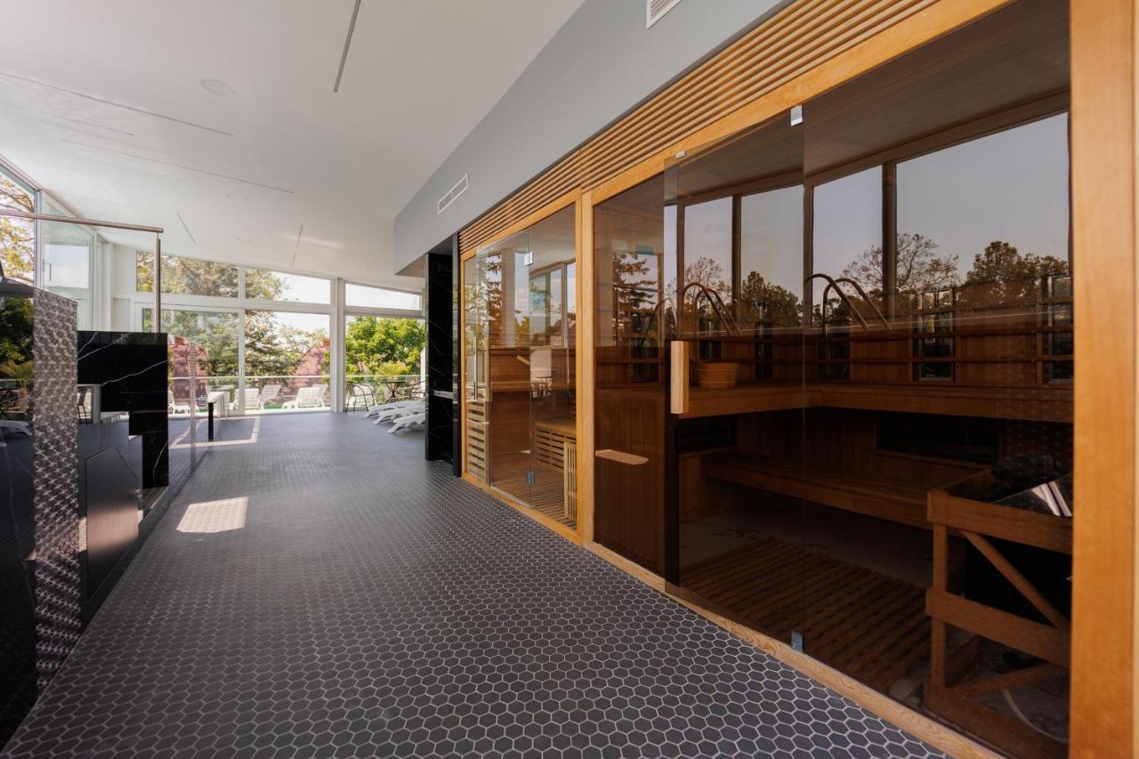 שיופוק Villa Bauhaus Wellness Apartman 102 מראה חיצוני תמונה